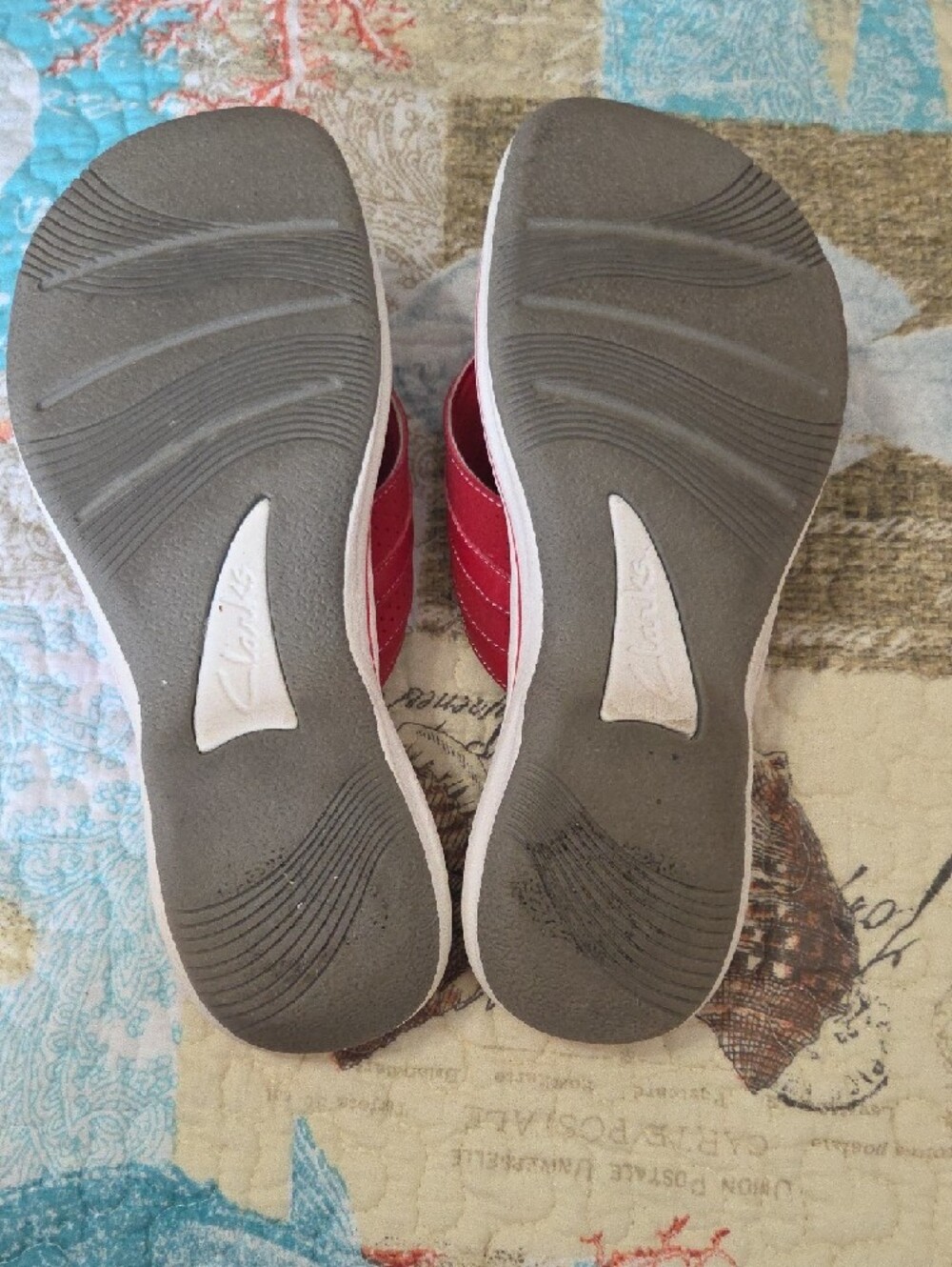 Cloudsteppers by Clarks Red Slide Sandals - Picture 2 of 2